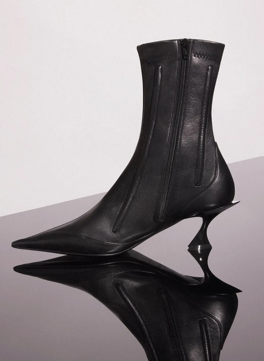 MUGLER black boned leather fang 55 ankle boots