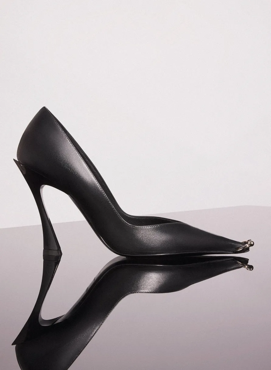 MUGLER black leather piercing fang 95 pump