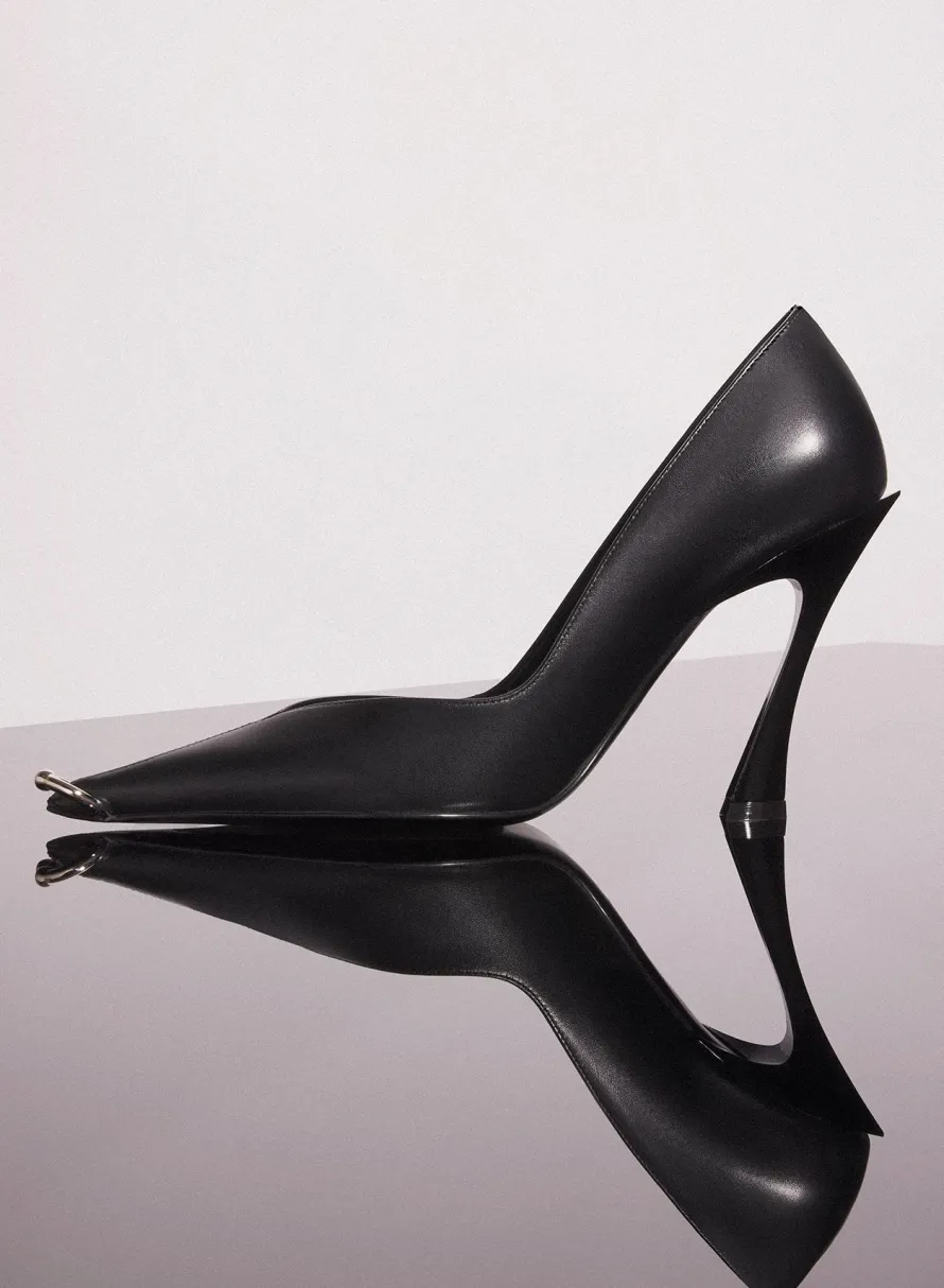 MUGLER black leather piercing fang 95 pump