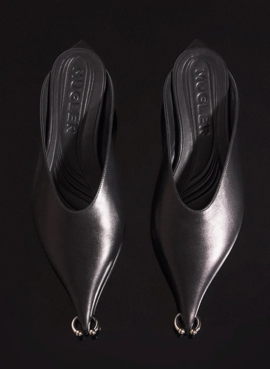MUGLER black leather piercing fang flat mules
