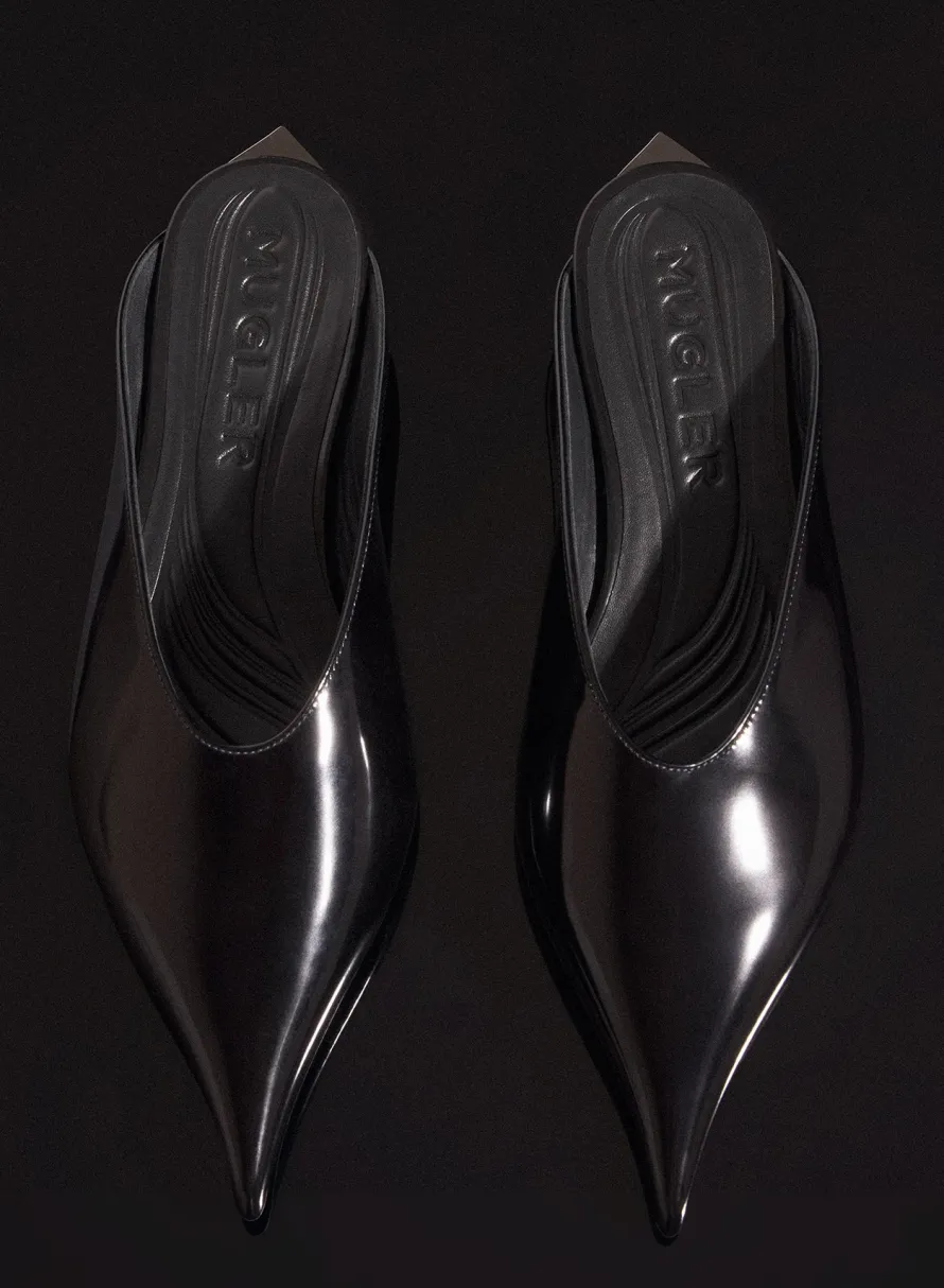 MUGLER black shiny leather fang flat mules