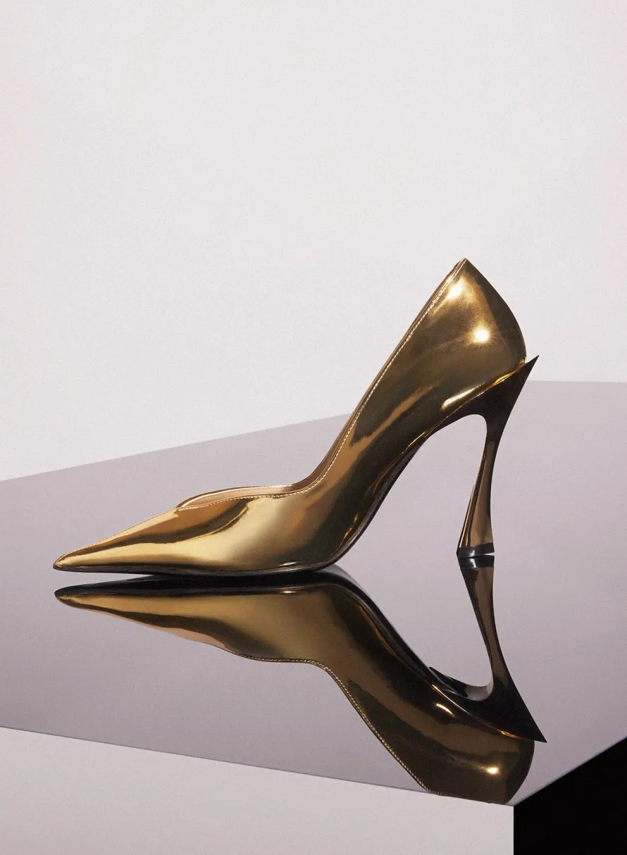 MUGLER gold metalic classic fang 95 pump