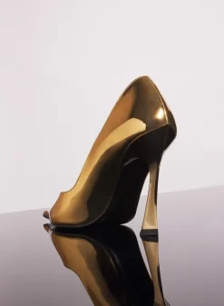 MUGLER gold metalic classic fang 95 pump