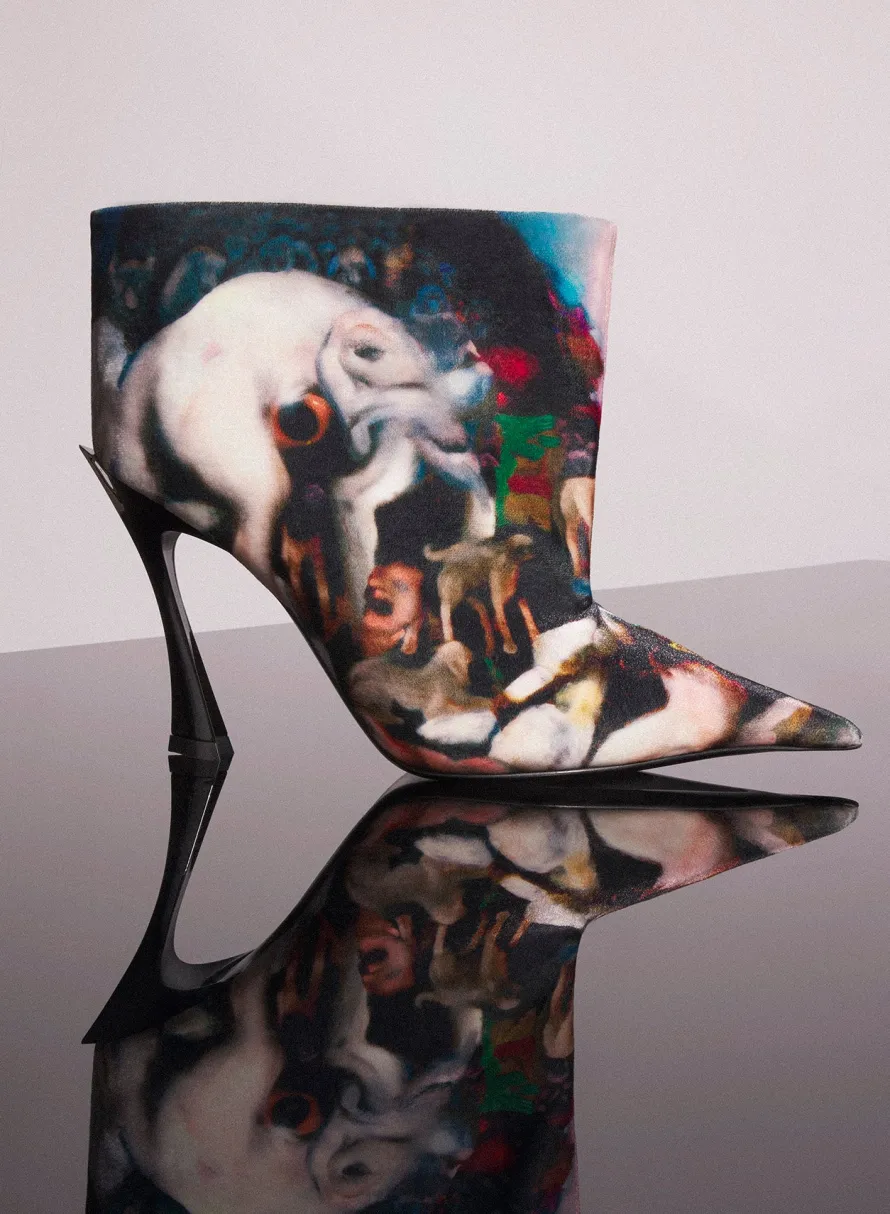 Women MUGLER x Ambera Wellmann printed velvet fang 95 ankle boots